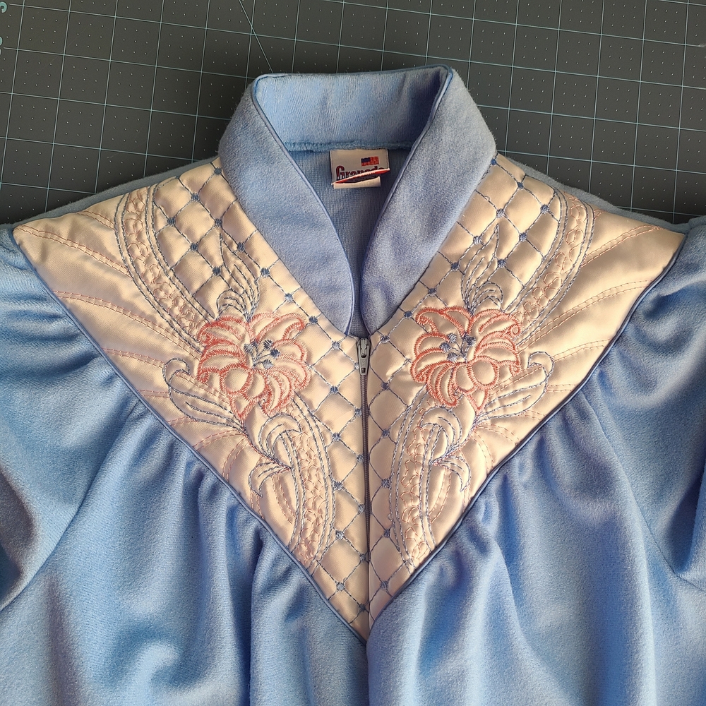 Granada Light Blue and Cream Quilted Robe Vintage Grandmacore Made In The USA